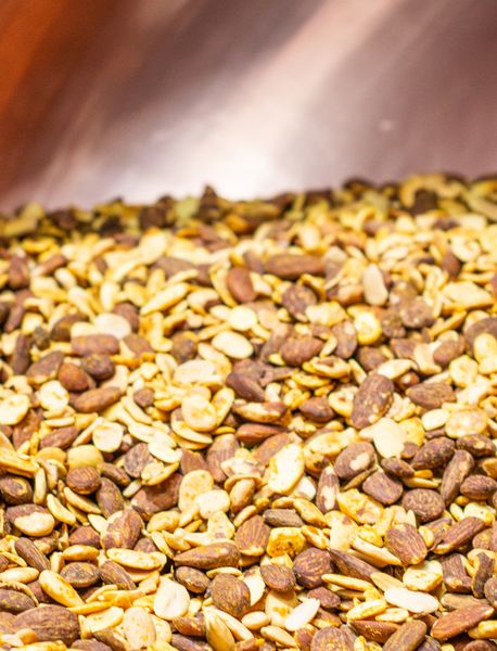 Farmers Snack Mandeln im Kupferkessel