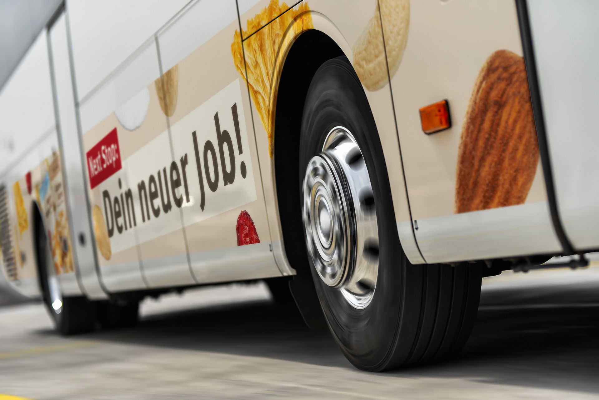Bus mit Farmers Snack Aufschrift